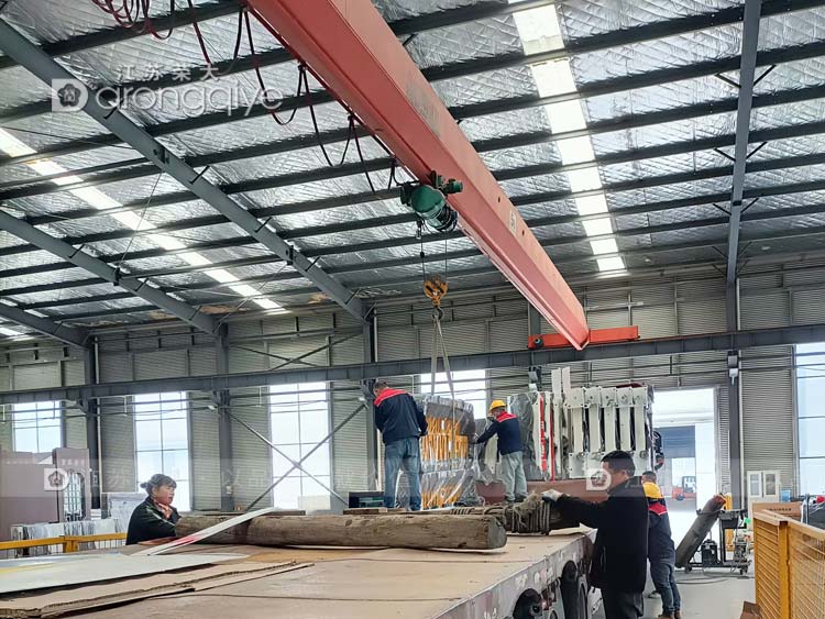 ɽ�|��(chu��ng)���܇ͤ�����b܇