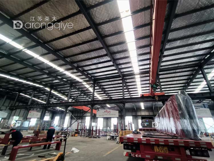 ���ն��ƹ�����܇(ch��)ͤ�l(f��)؛�Dһ