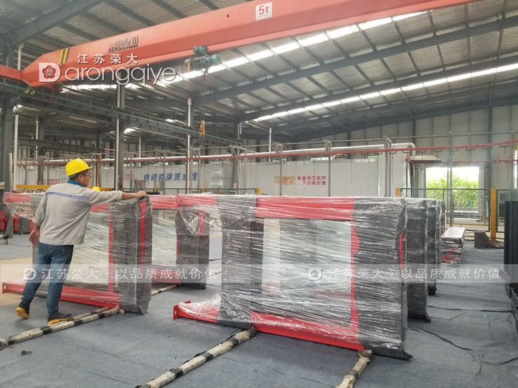 ɽ�|��(ji��n)�s������܇ͤ�l(f��)؛�D��