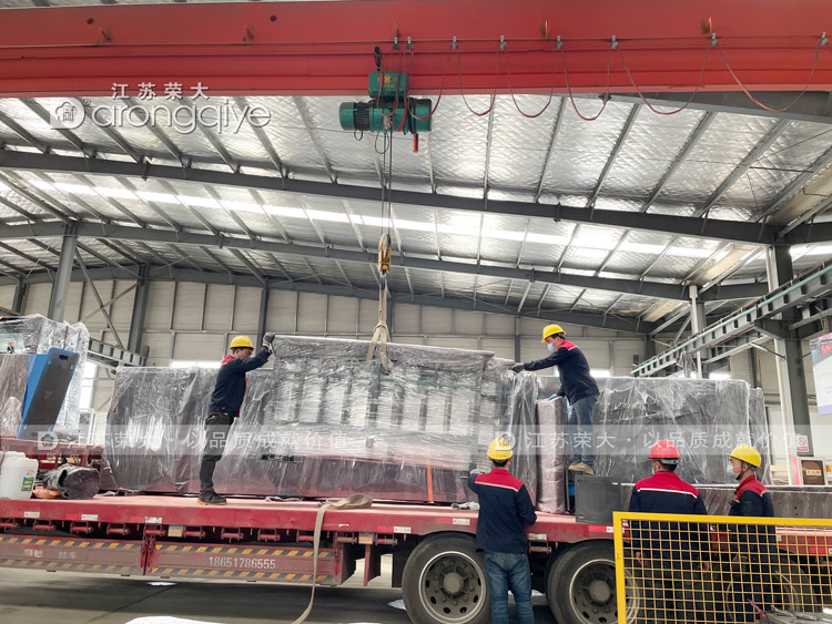 山東公交候車亭兩車發(fā)貨第二批配圖一