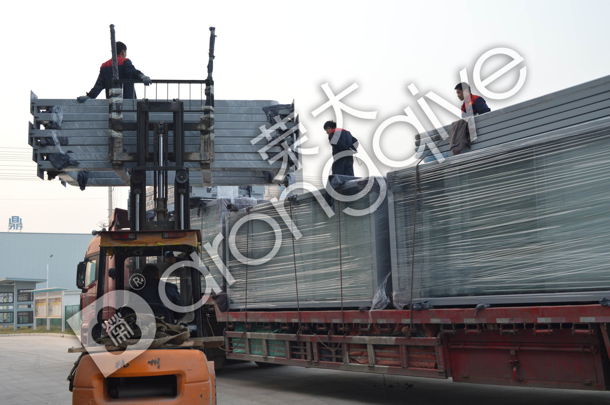 醈�ڰl(f��)؛�Dһ