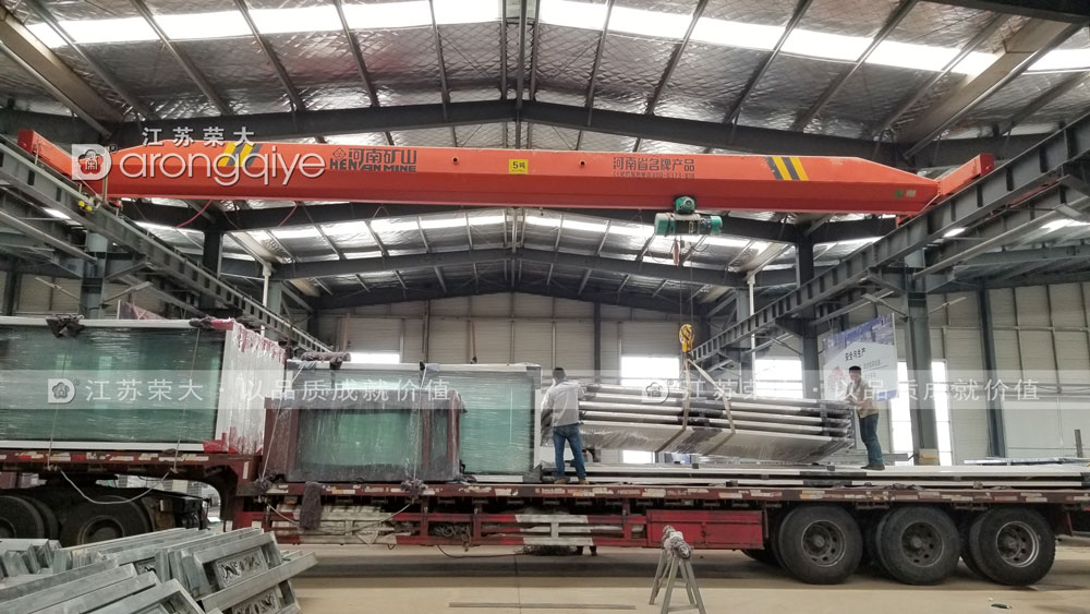 湖北公交候車亭發(fā)貨圖二