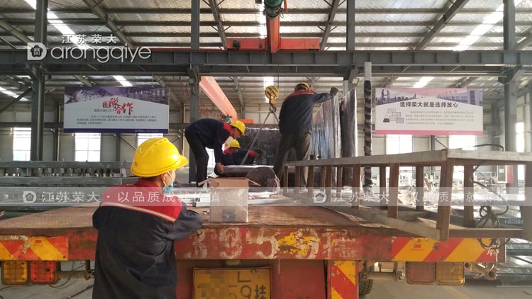 石家莊公交候車亭發(fā)貨圖二